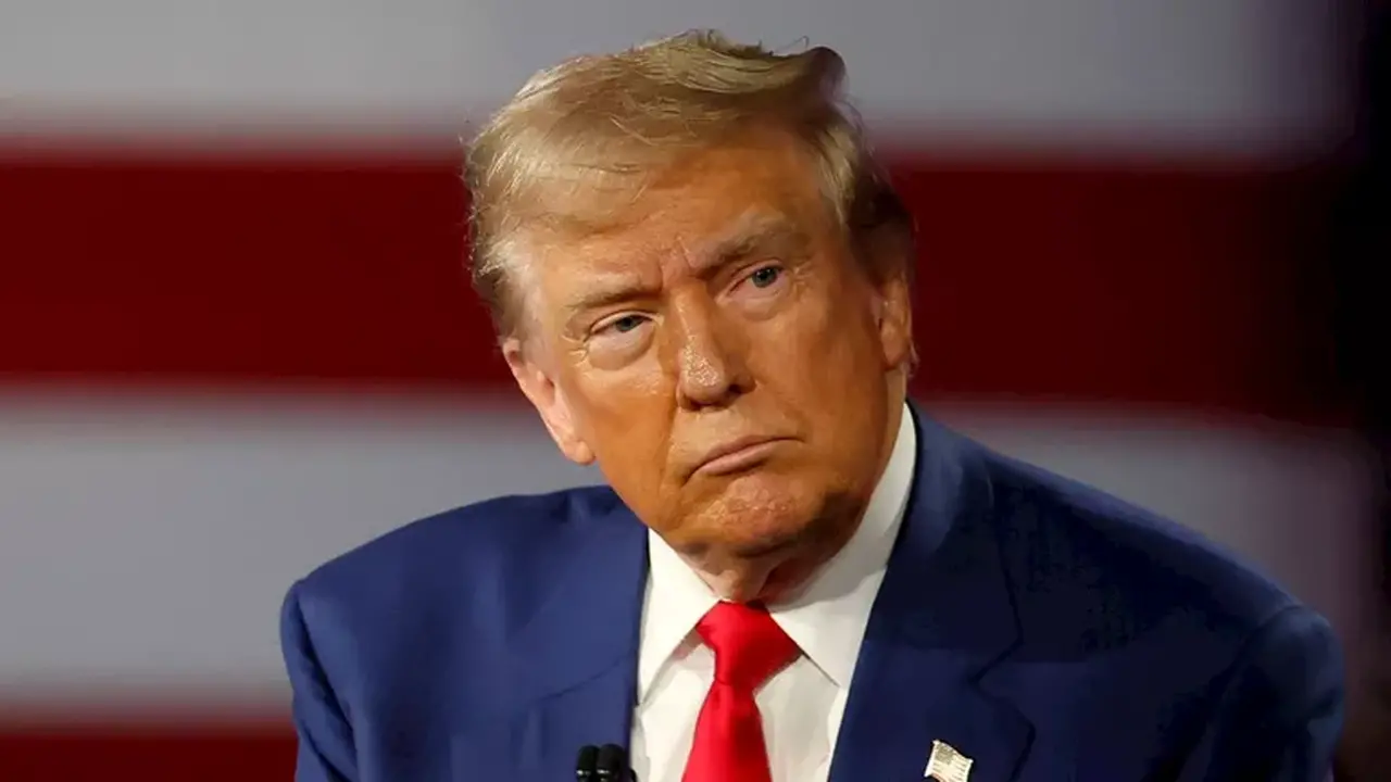 تصعيد جديد من ترامب تجاه إيران وموعد تحري هلال عيد الفطر عربياً